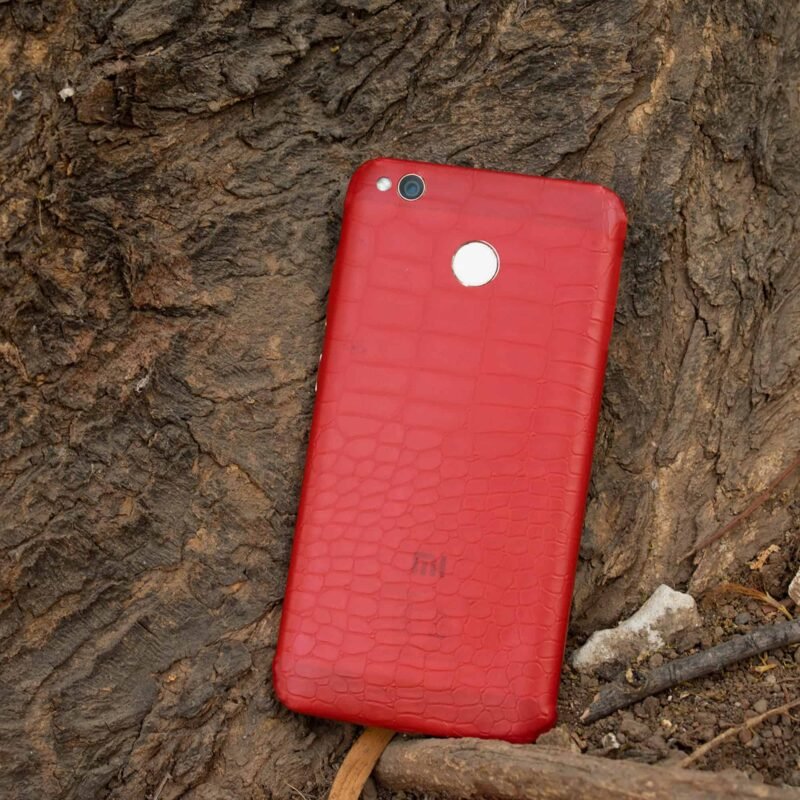 Crocodiile Red Mobile Skin 1